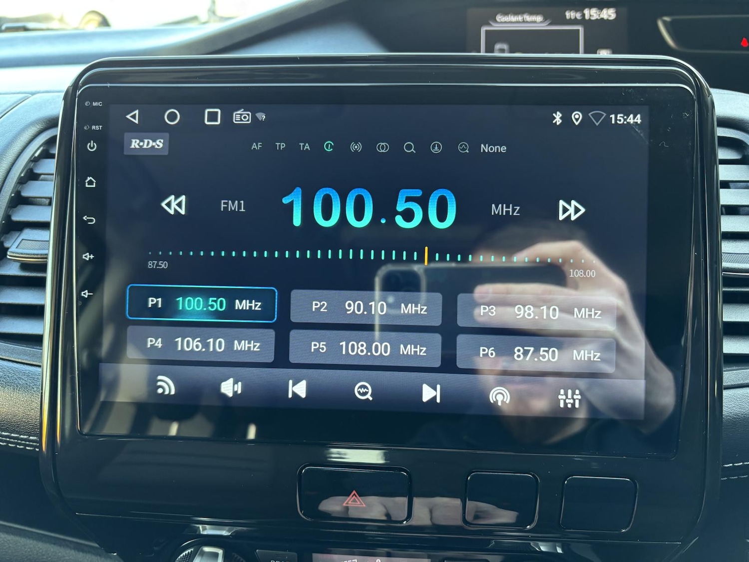 Used Nissan Serena 2025 for sale - 77750456: Photo 35