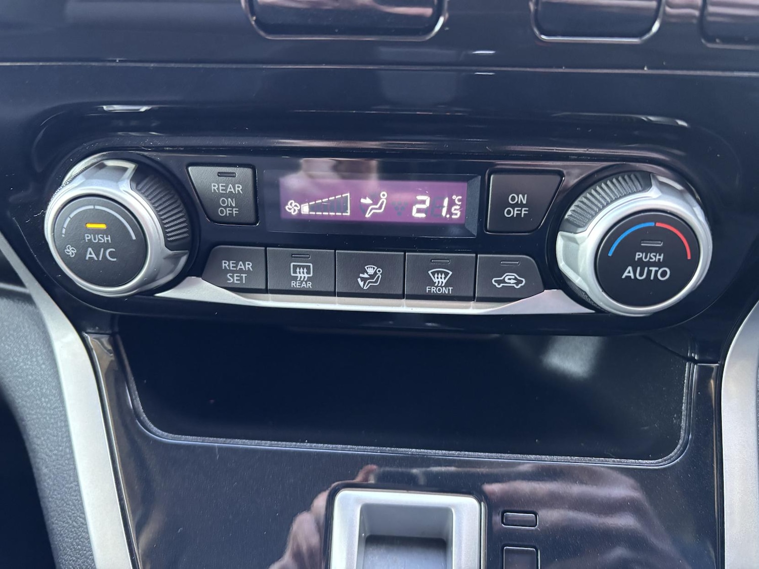 Used Nissan Serena 2025 for sale - 77750456: Photo 37