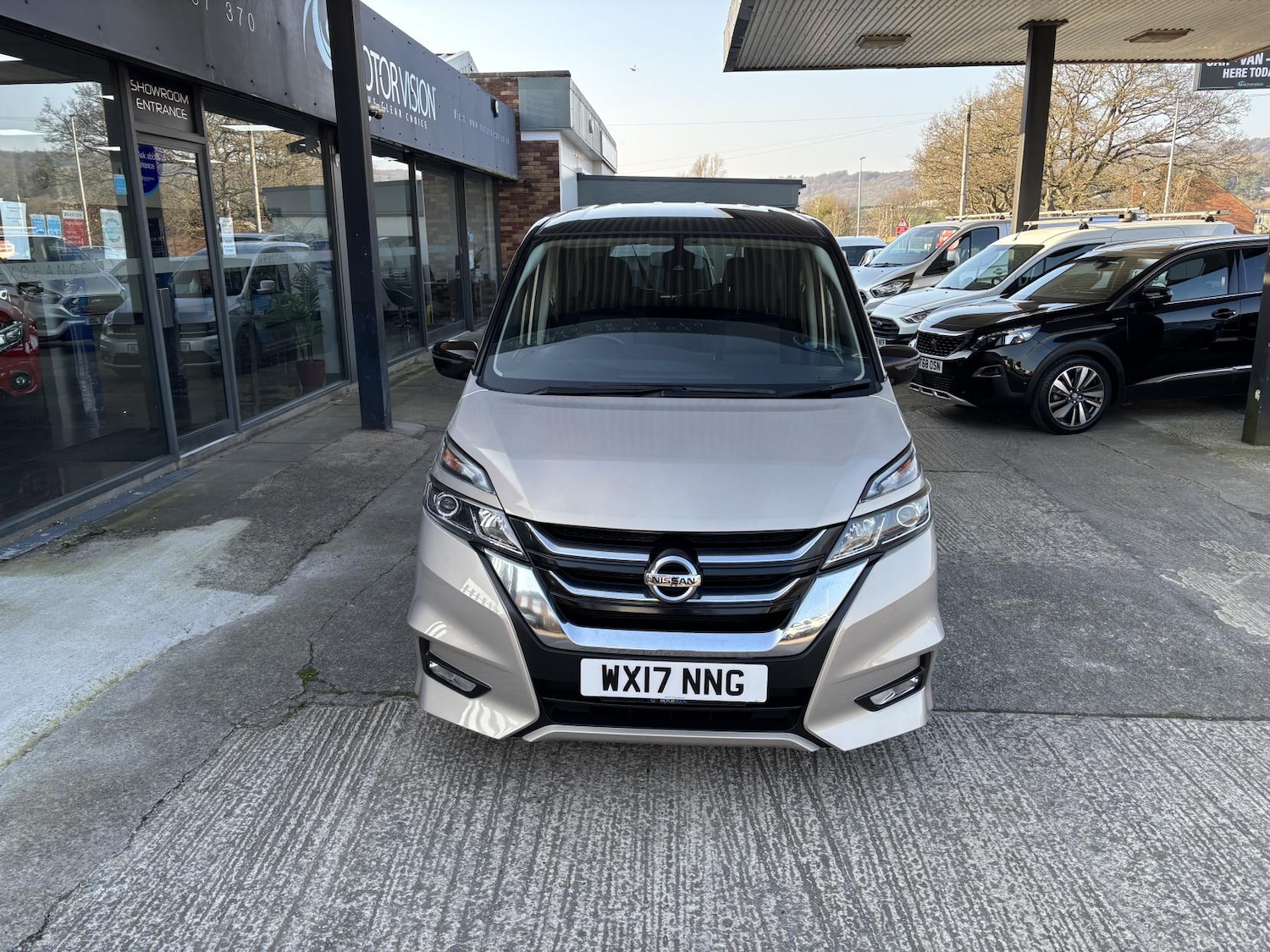 Used Nissan Serena 2025 for sale - 77750456: Photo 4