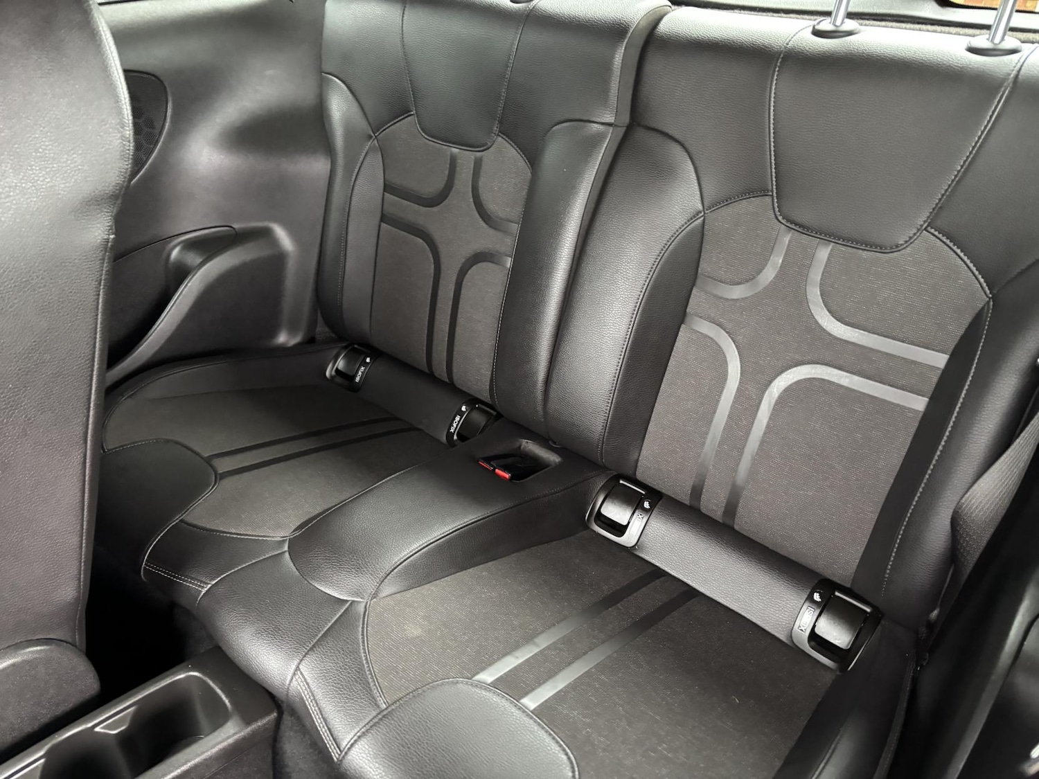 Used Vauxhall ADAM 2016 for sale - 77619407: Photo 19