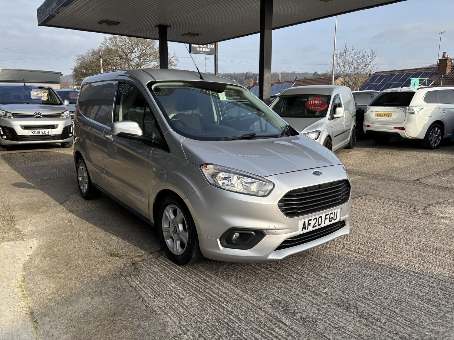 Used Ford Transit Courier 2020 for sale - 77758940: Photo 41