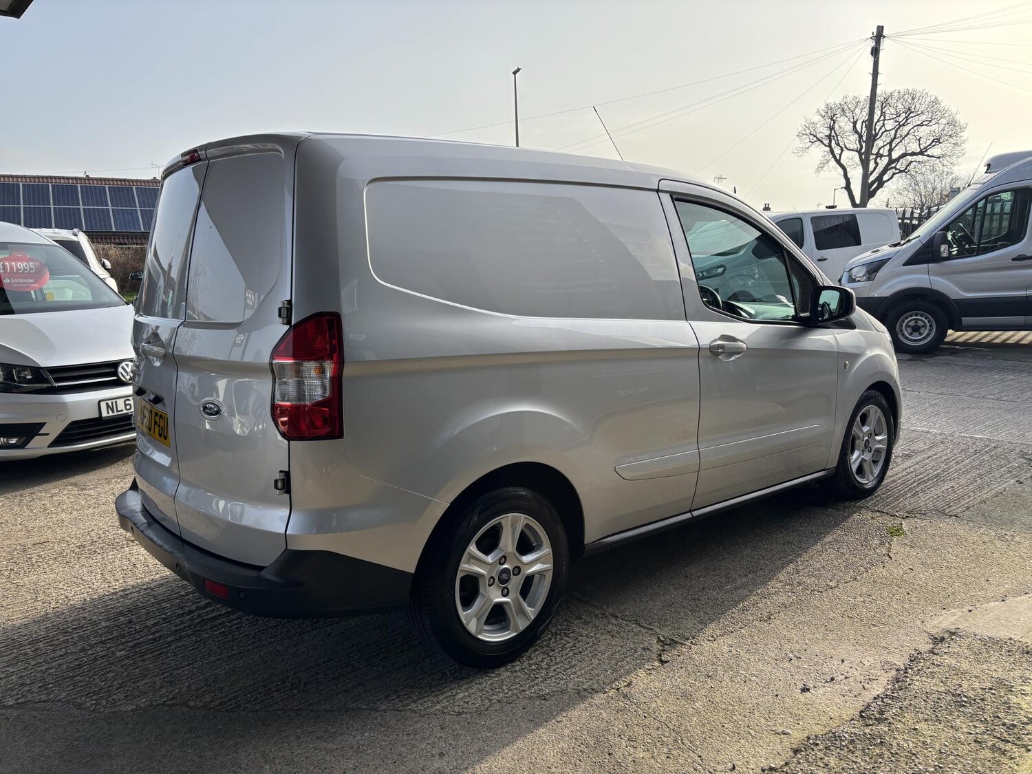 Used Ford Transit Courier 2020 for sale - 77758940: Photo 44