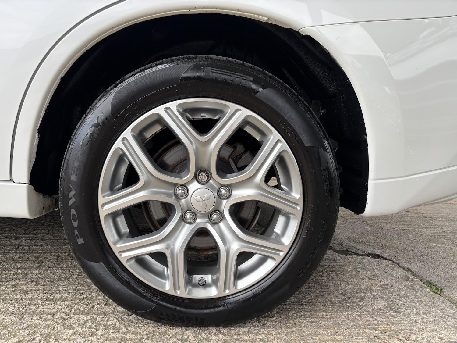 Used Mitsubishi Outlander 2015 for sale - 77665273: Photo 39