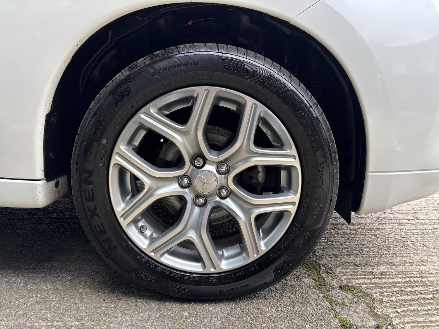 Used Mitsubishi Outlander 2015 for sale - 77665273: Photo 40