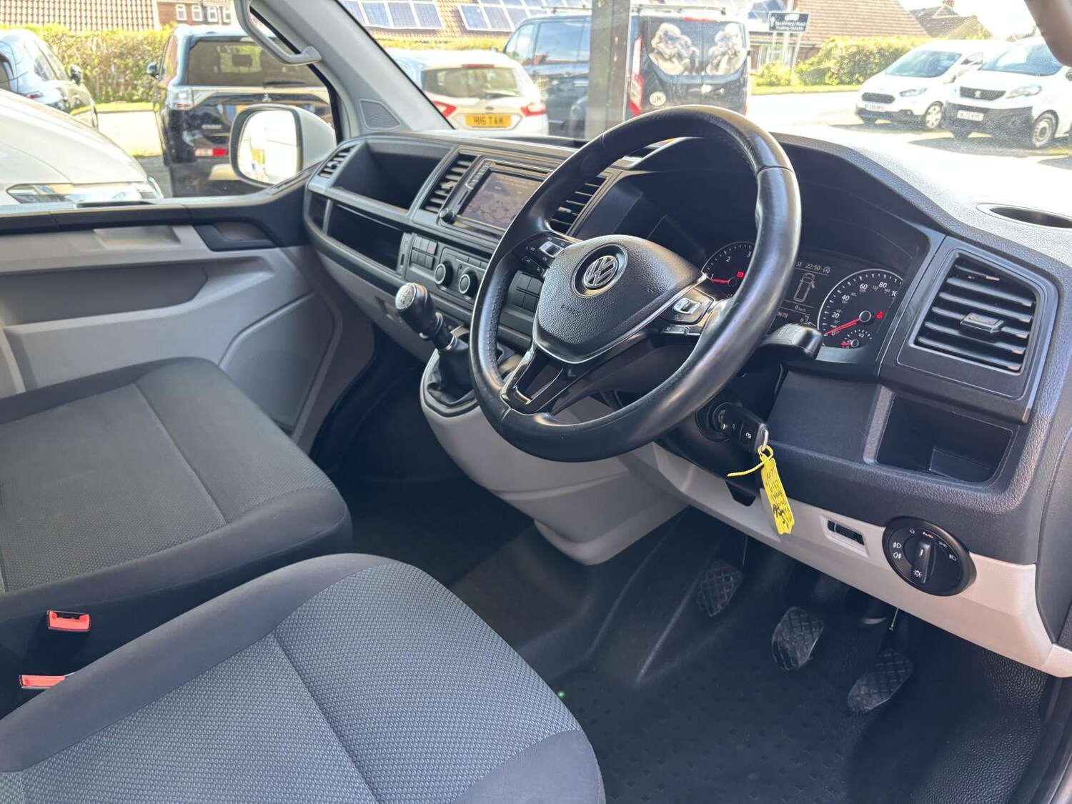 Used Volkswagen Transporter 2019 for sale - 78152973: Photo 16