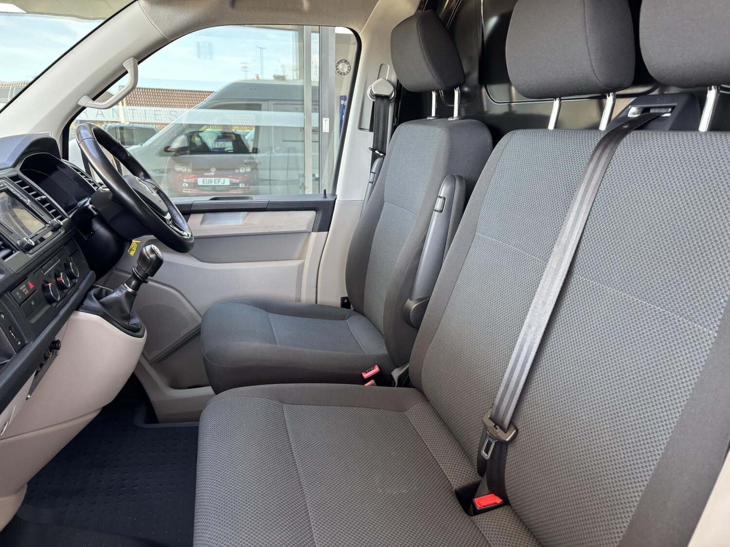 Used Volkswagen Transporter 2019 for sale - 78152973: Photo 28