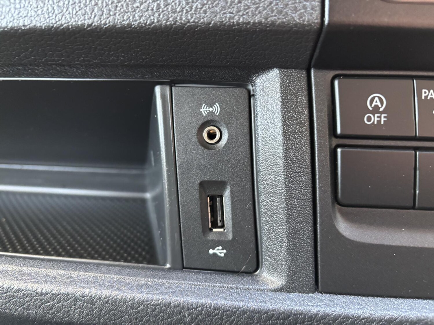 Used Volkswagen Transporter 2019 for sale - 78152973: Photo 37