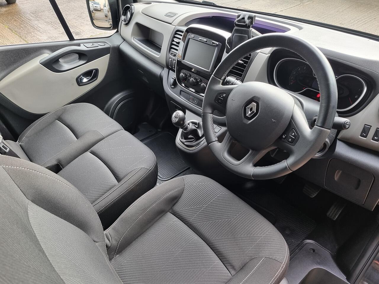 Used Renault Trafic 2019 for sale - 77198437: Photo 9