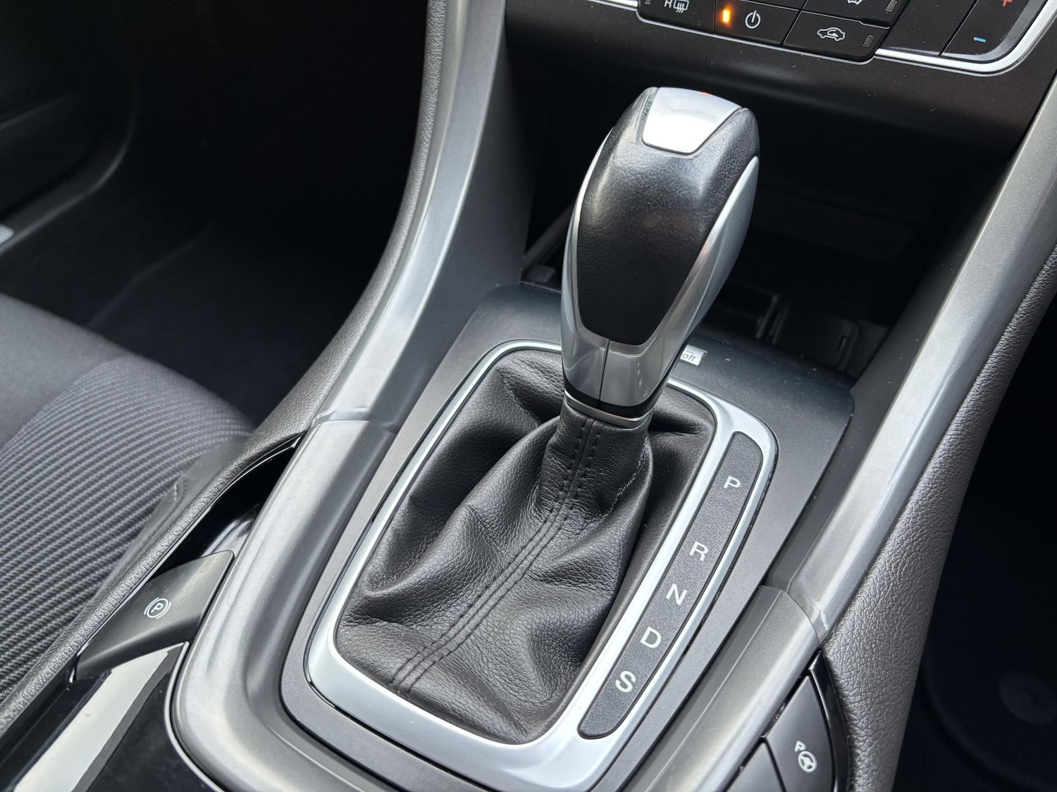 Used Ford Mondeo 2015 for sale - 78107018: Photo 10