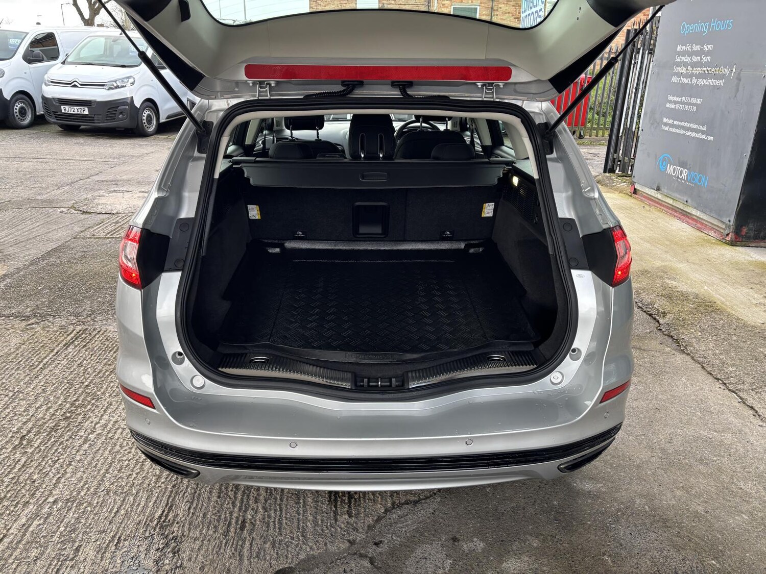 Used Ford Mondeo 2015 for sale - 78107018: Photo 16