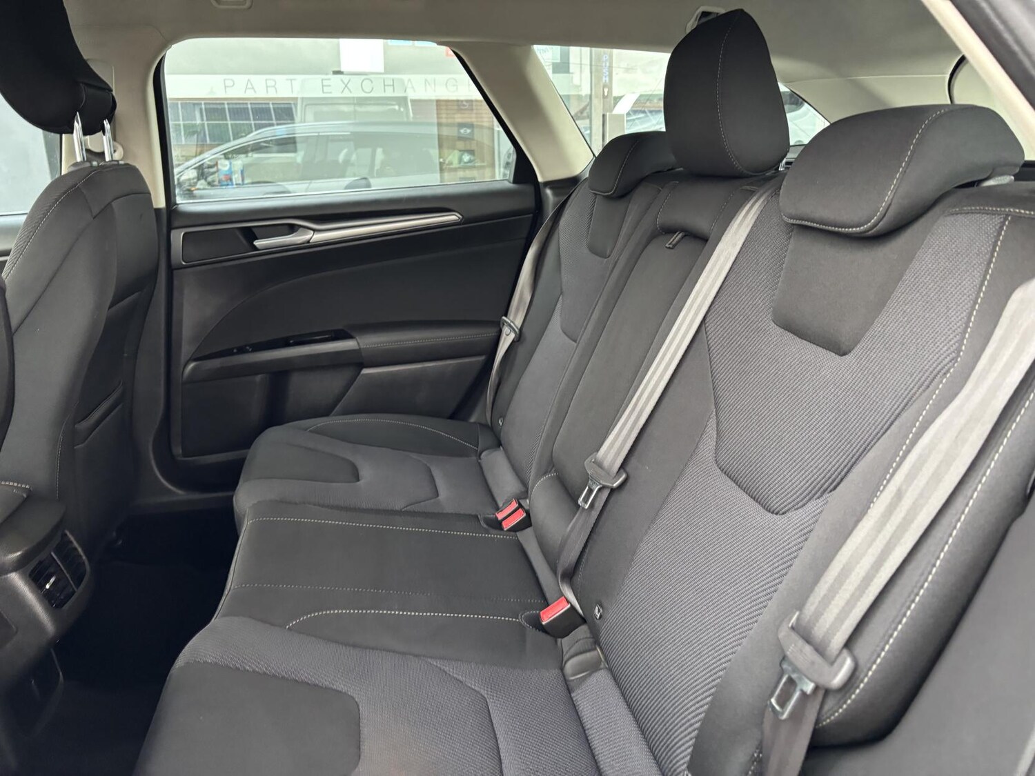 Used Ford Mondeo 2015 for sale - 78107018: Photo 19