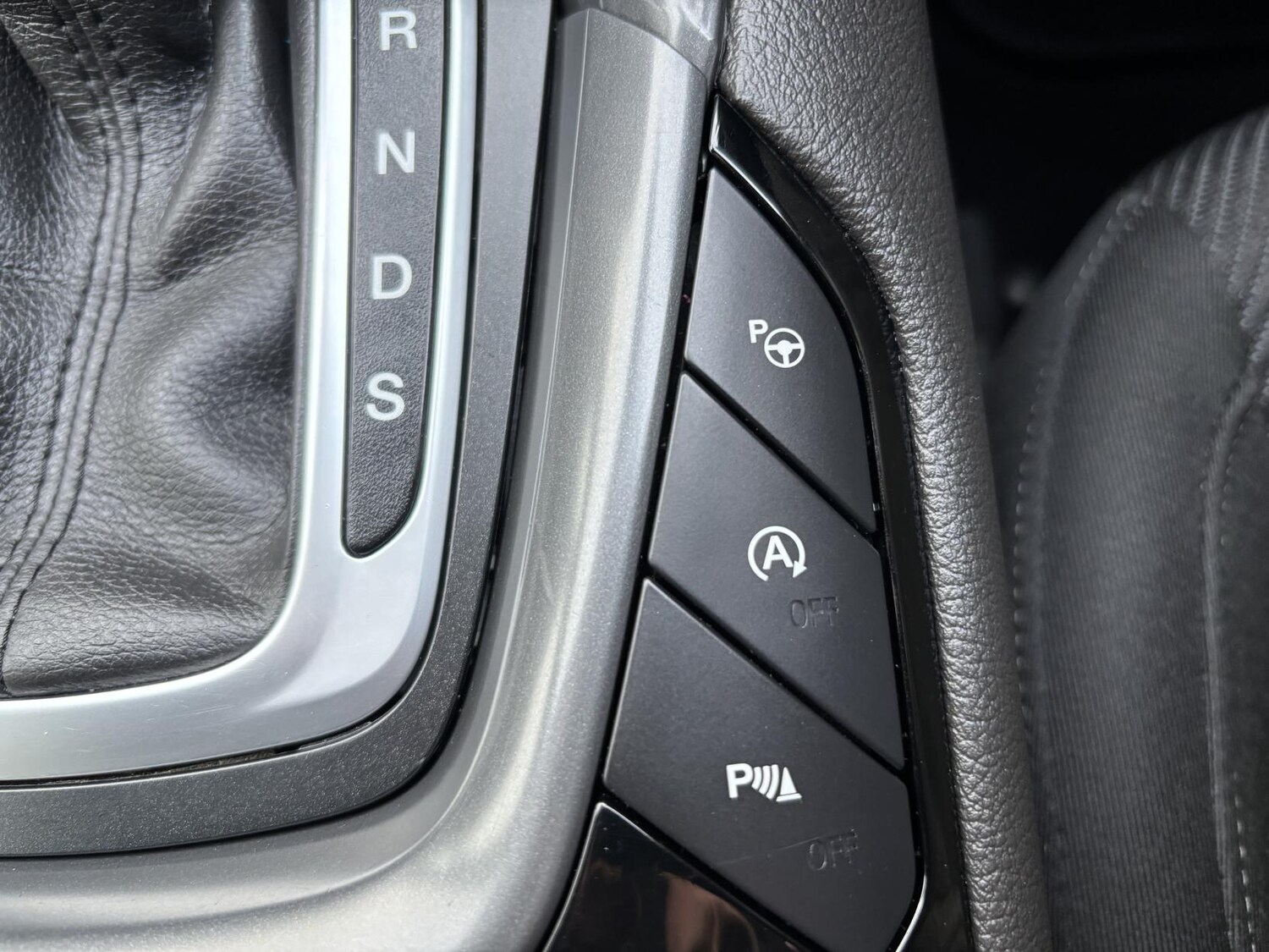 Used Ford Mondeo 2015 for sale - 78107018: Photo 25