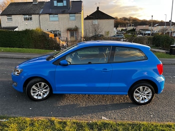 Used Volkswagen Polo 2015 for sale - 76006393: Photo