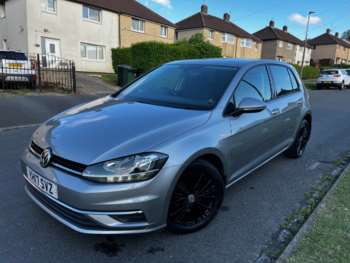 Used Volkswagen Golf 2017 for sale - 74832435: Photo