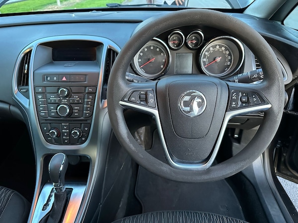 Used Vauxhall Astra 2014 for sale - 76257966: Photo 11