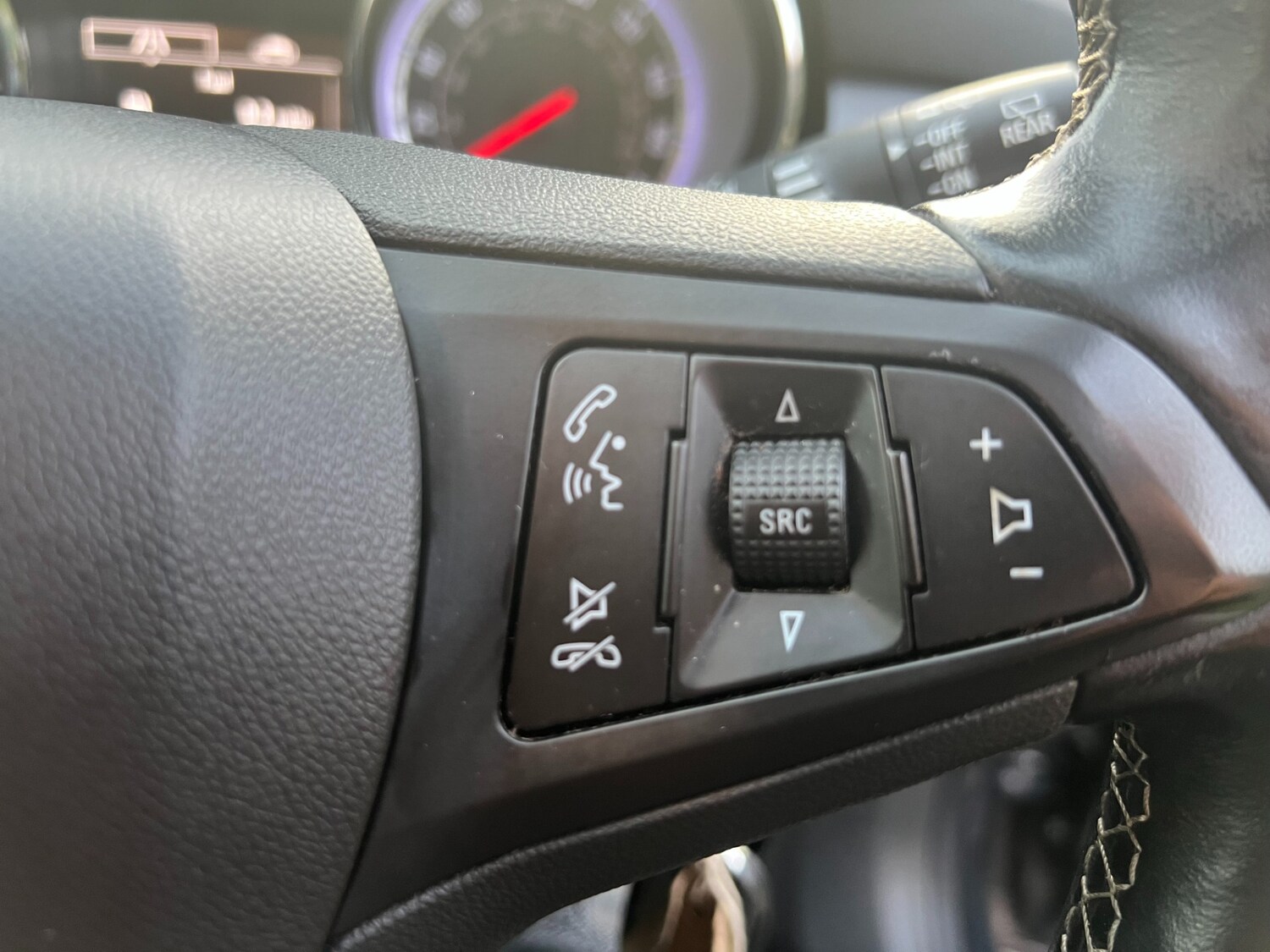 Used Vauxhall Astra 2017 for sale - 77179666: Photo 16