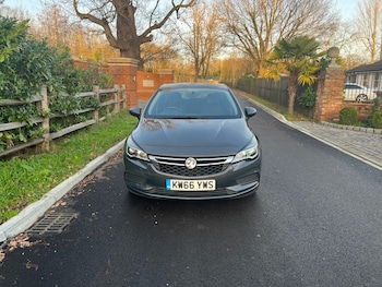 Used Vauxhall Astra 2017 for sale - 77179666: Photo