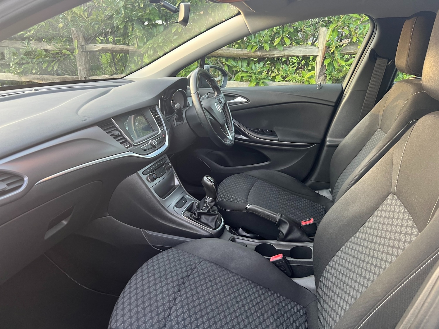 Used Vauxhall Astra 2017 for sale - 77179666: Photo 7