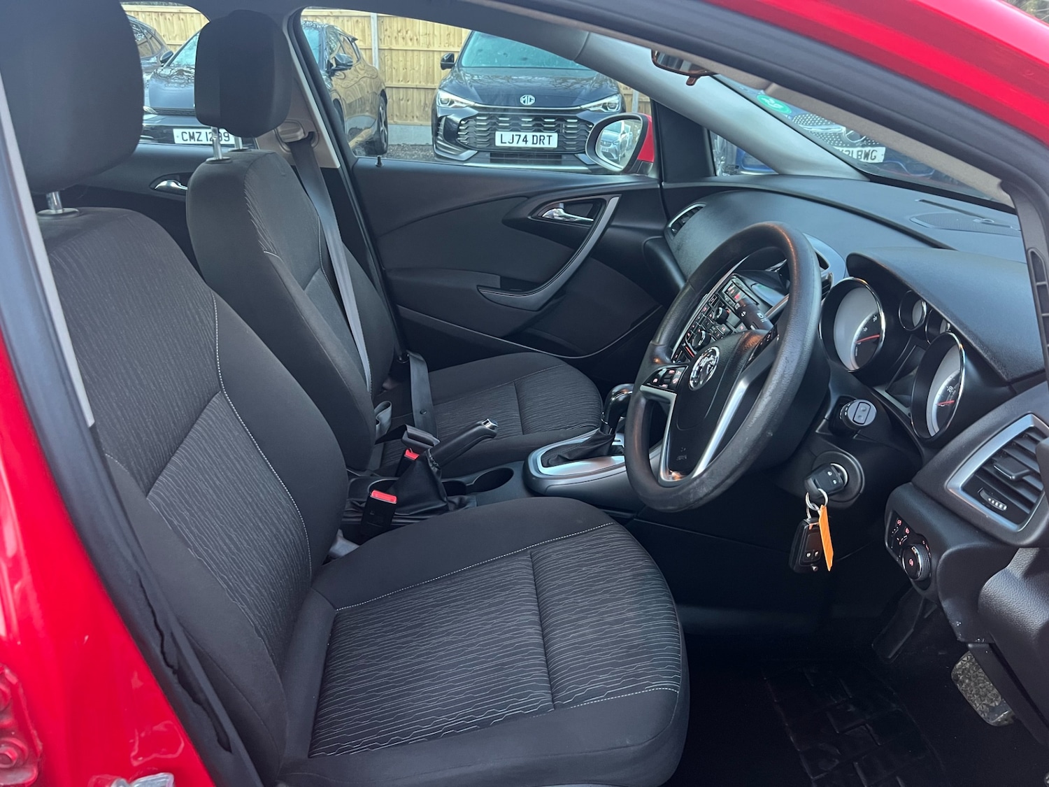 Used Vauxhall Astra 2015 for sale - 77721727: Photo 10