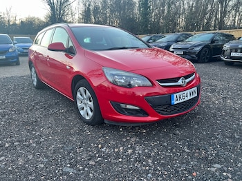 2015 (64) - 1.6i 16V Design 5dr Auto