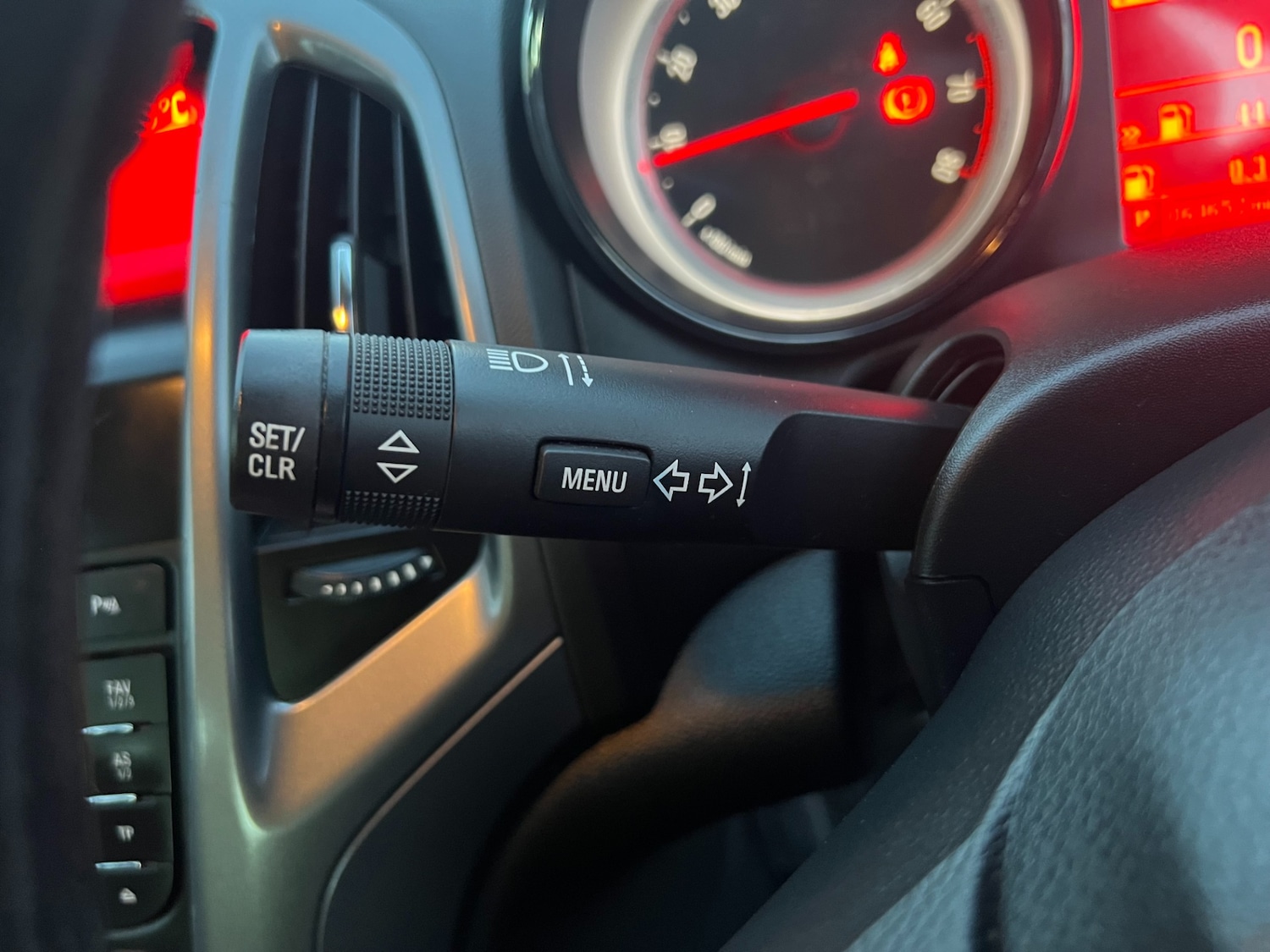 Used Vauxhall Astra 2015 for sale - 77721727: Photo 20