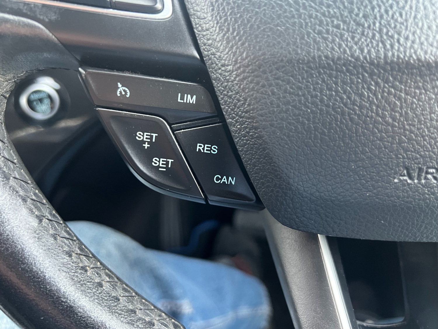 Used Ford Kuga 2017 for sale - 77289390: Photo 31