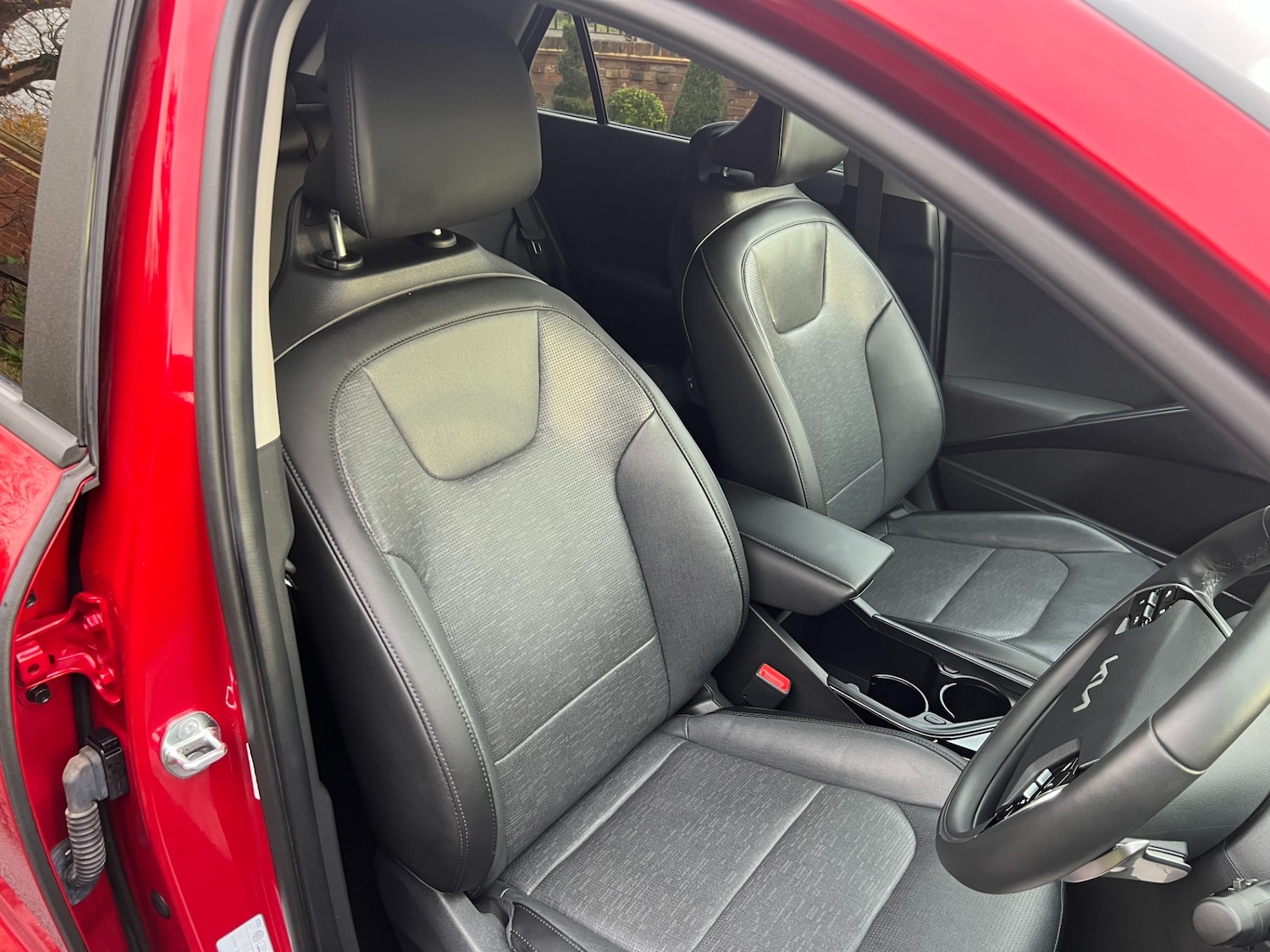 Used Kia Niro 2023 for sale - 77186144: Photo 11