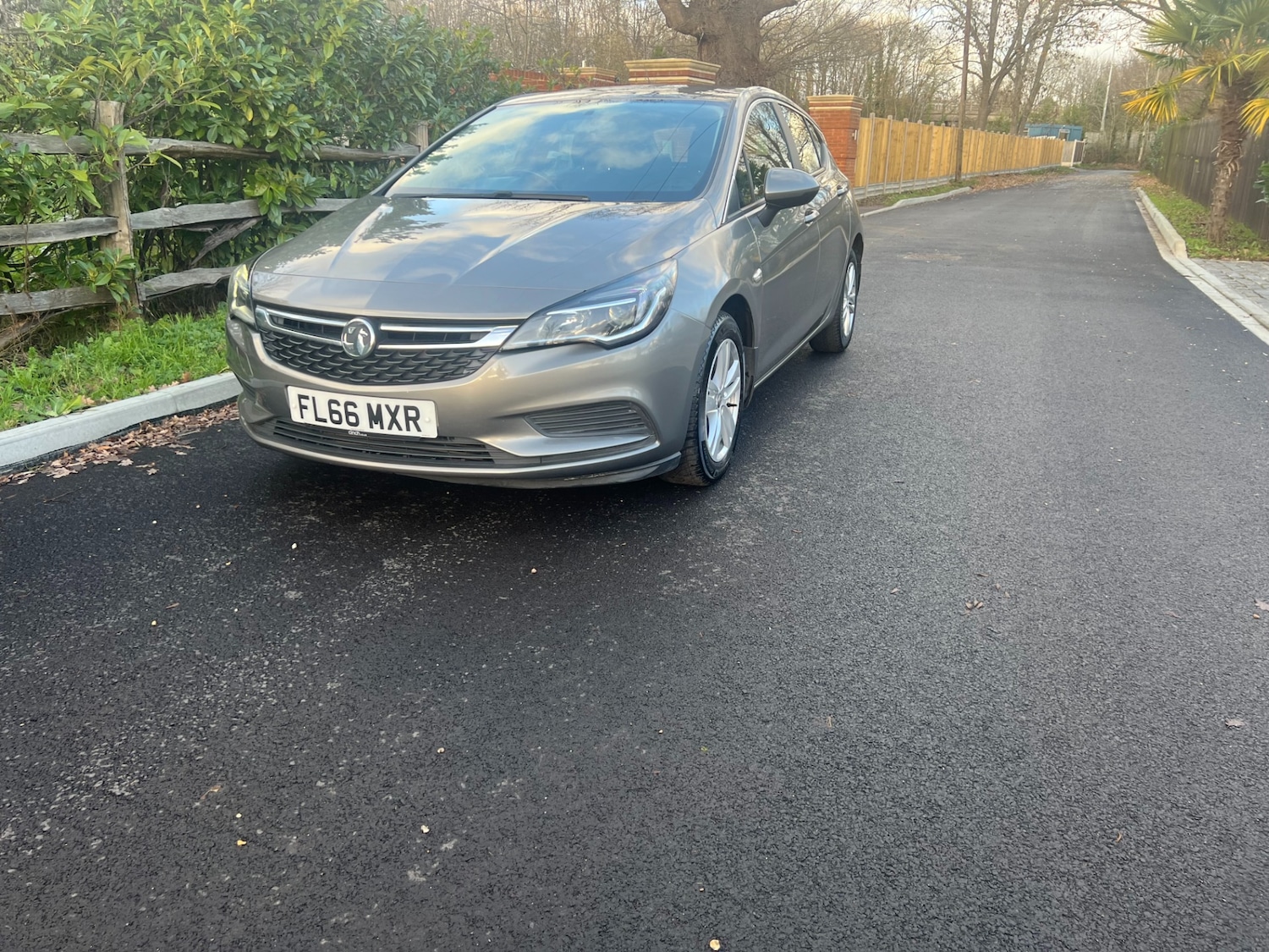 Used Vauxhall Astra 2016 for sale - 77186751: Photo 2