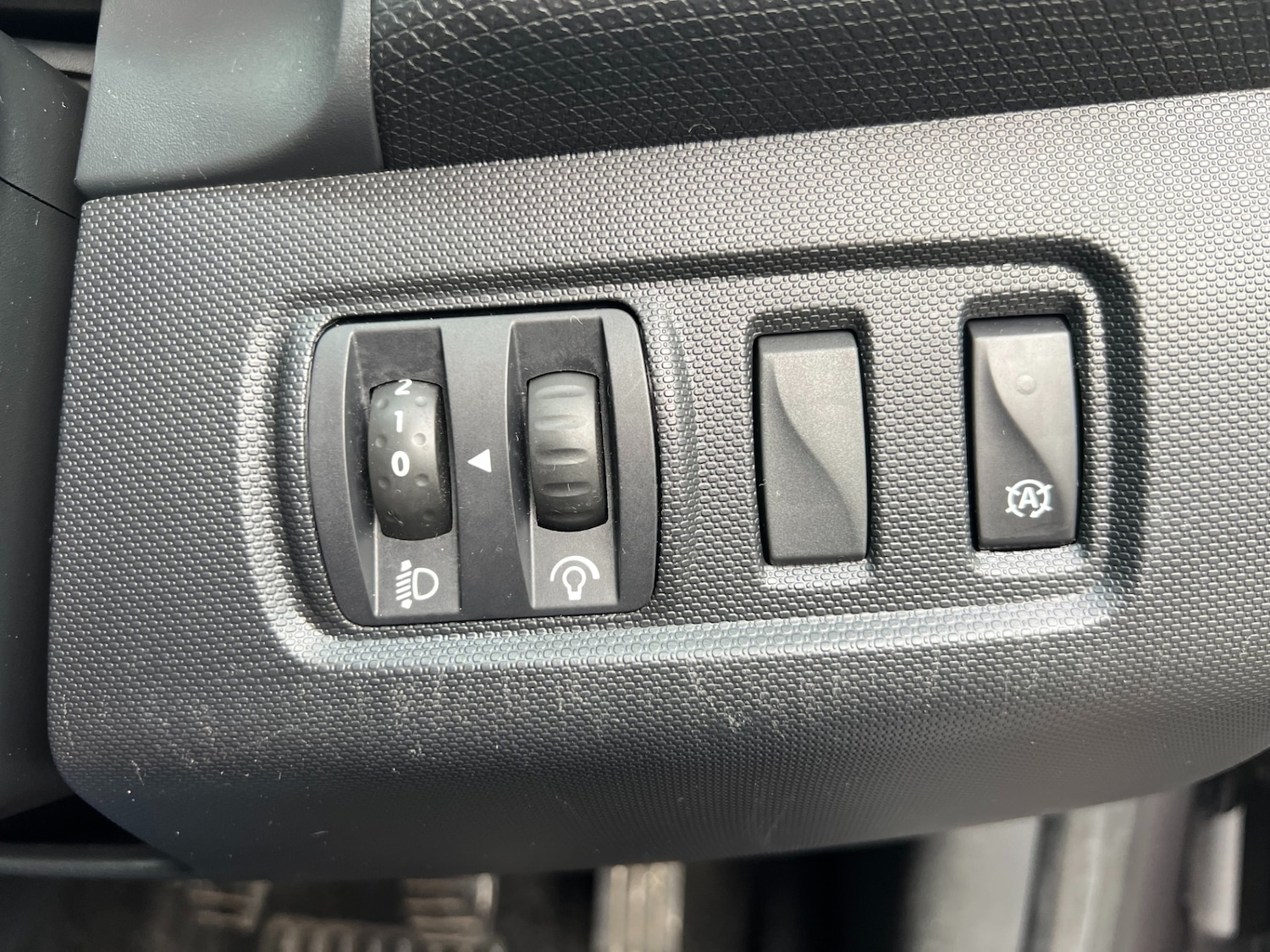 Used Renault Clio 2014 for sale - 77581611: Photo 22