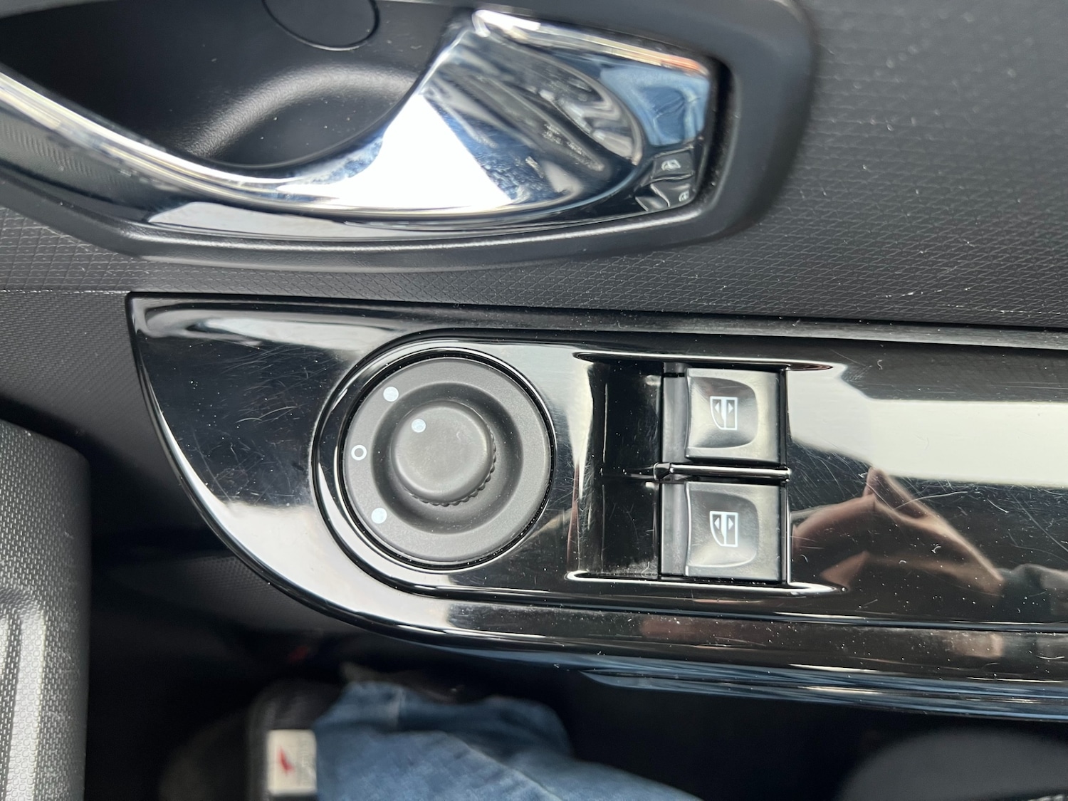 Used Renault Clio 2014 for sale - 77581611: Photo 23