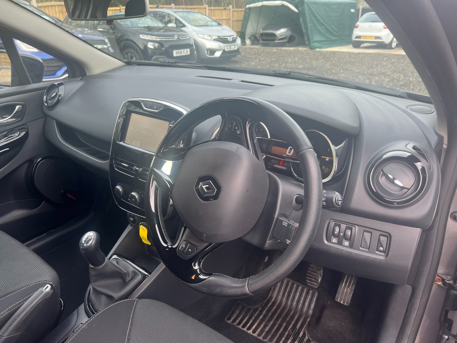 Used Renault Clio 2014 for sale - 77581611: Photo 9