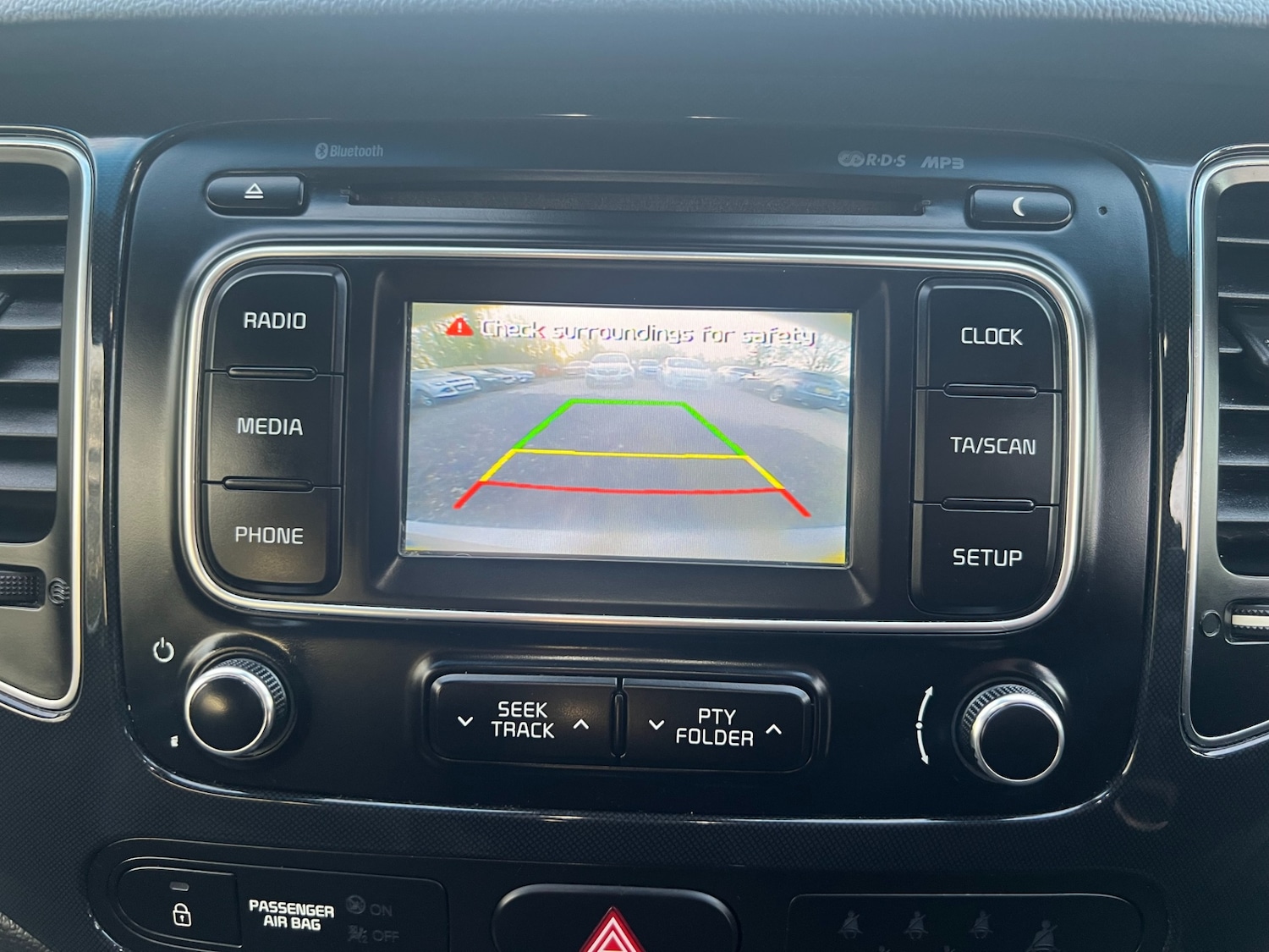 Used Kia Carens 2014 for sale - 78169407: Photo 14