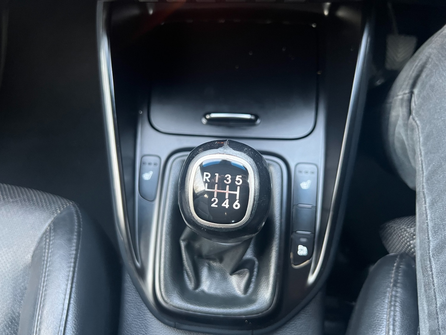 Used Kia Carens 2014 for sale - 78169407: Photo 25