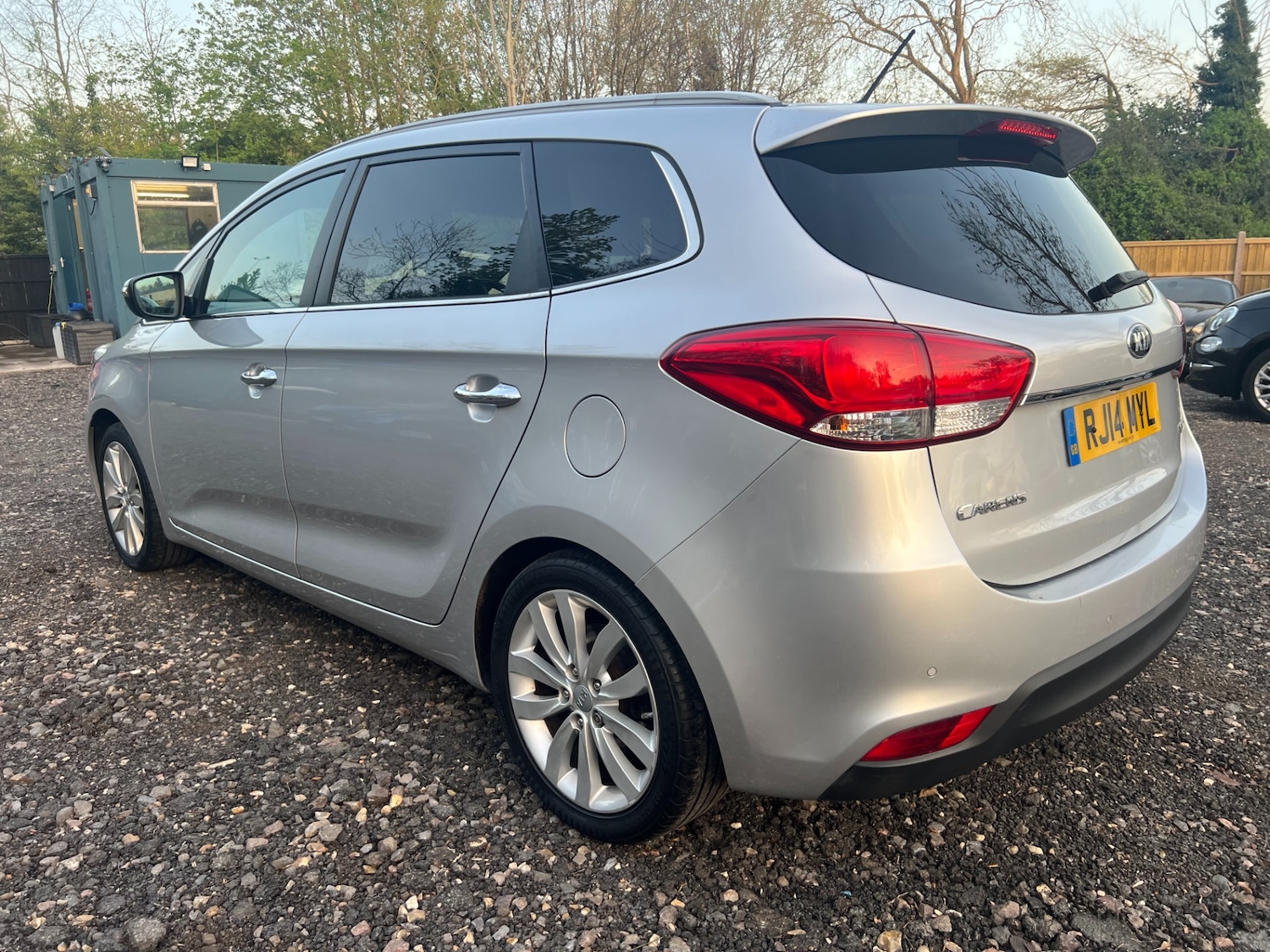 Used Kia Carens 2014 for sale - 78169407: Photo 3