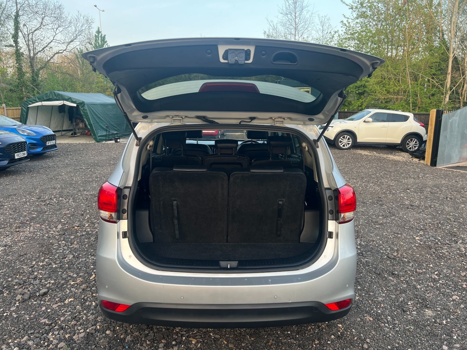 Used Kia Carens 2014 for sale - 78169407: Photo 34