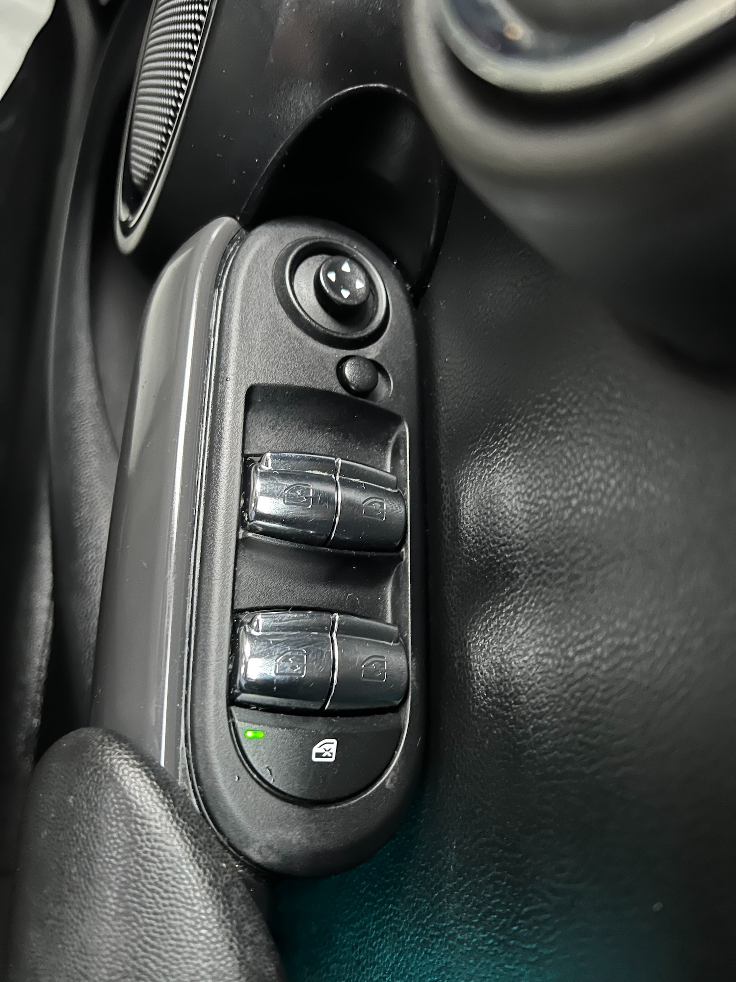 Used MINI Hatch 2019 for sale - 77289497: Photo 32