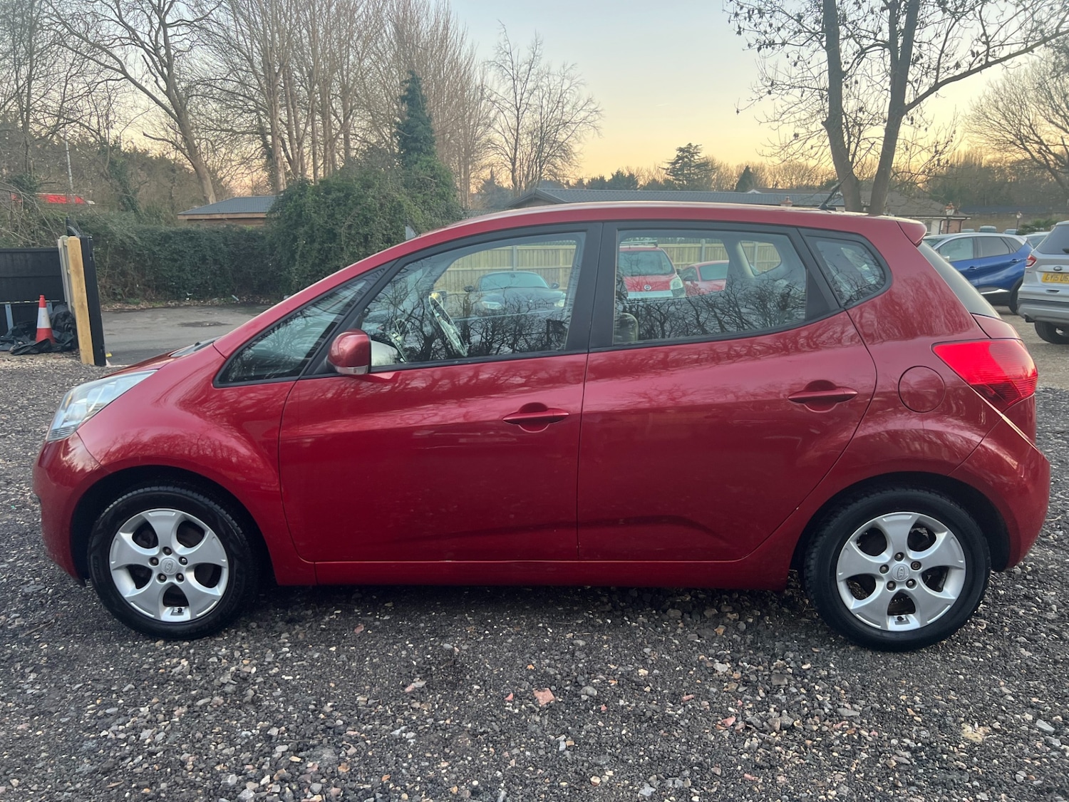 Used Kia Venga 2014 for sale - 77654137: Photo 4