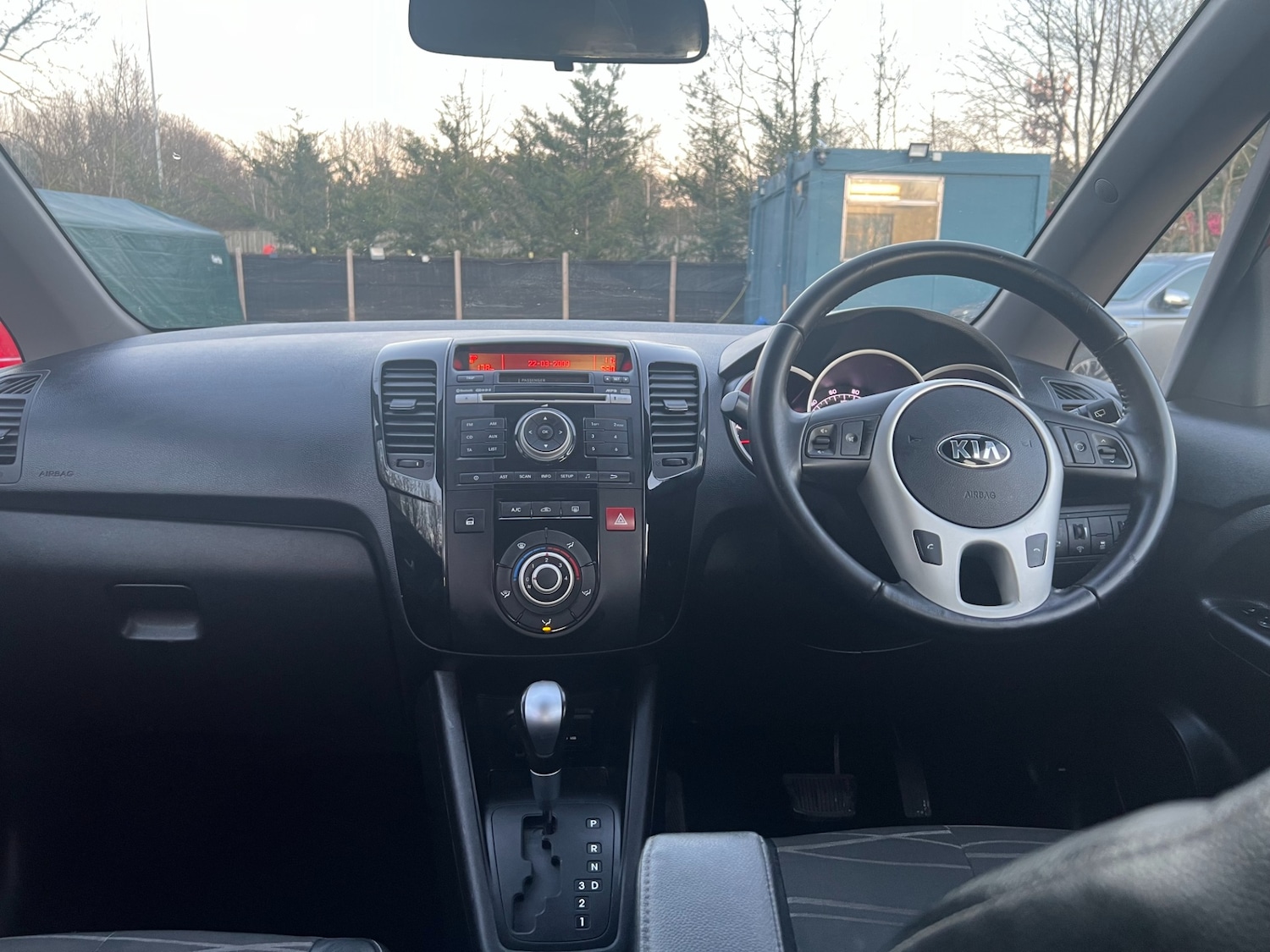 Used Kia Venga 2014 for sale - 77654137: Photo 8