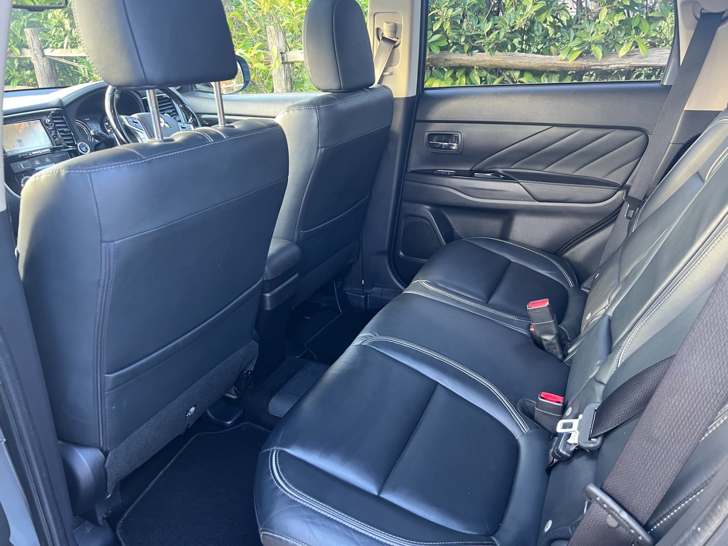 Used Mitsubishi Outlander 2016 for sale - 77277219: Photo 10