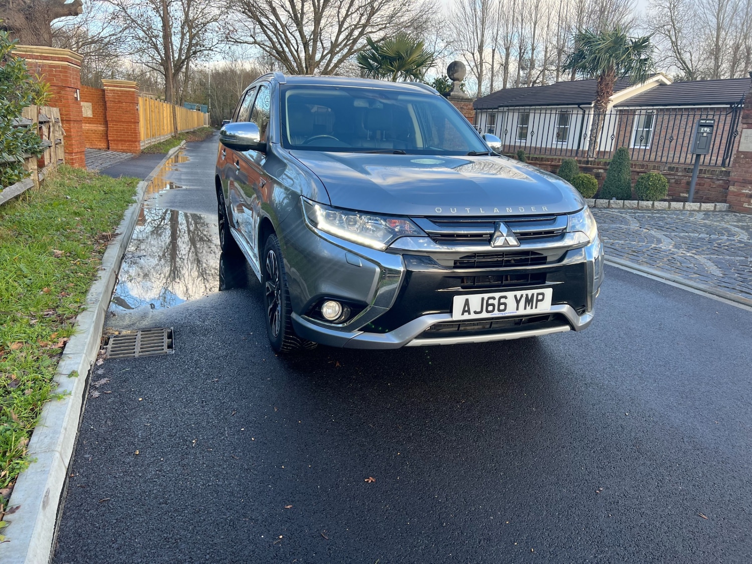 Used Mitsubishi Outlander 2016 for sale - 77277219: Photo 2