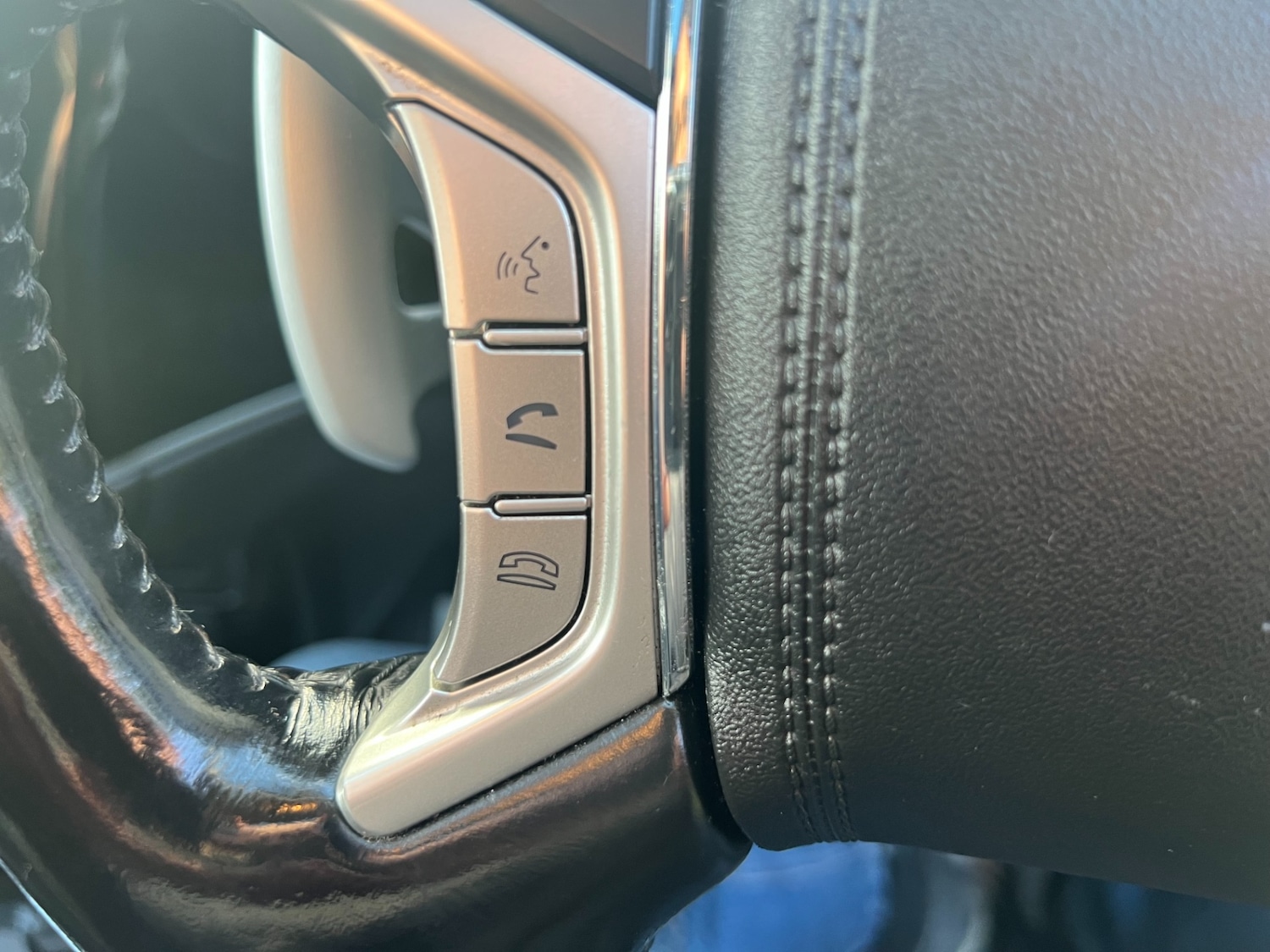 Used Mitsubishi Outlander 2016 for sale - 77277219: Photo 20