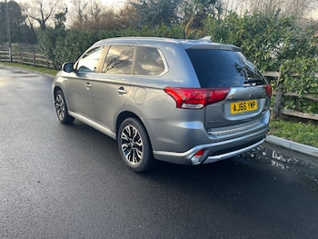 Used Mitsubishi Outlander 2016 for sale - 77277219: Photo