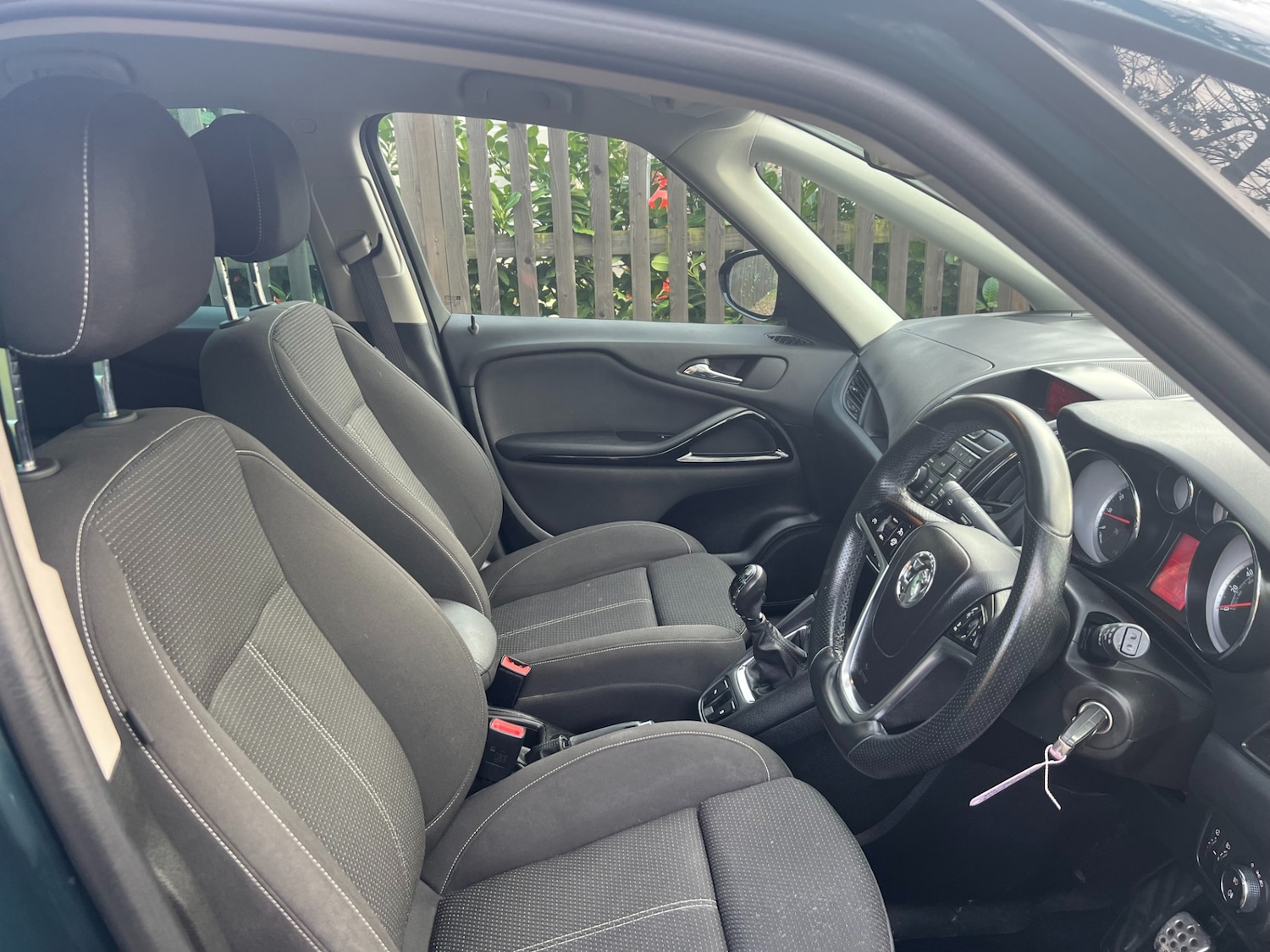 Used Vauxhall Zafira 2015 for sale - 77384676: Photo 14