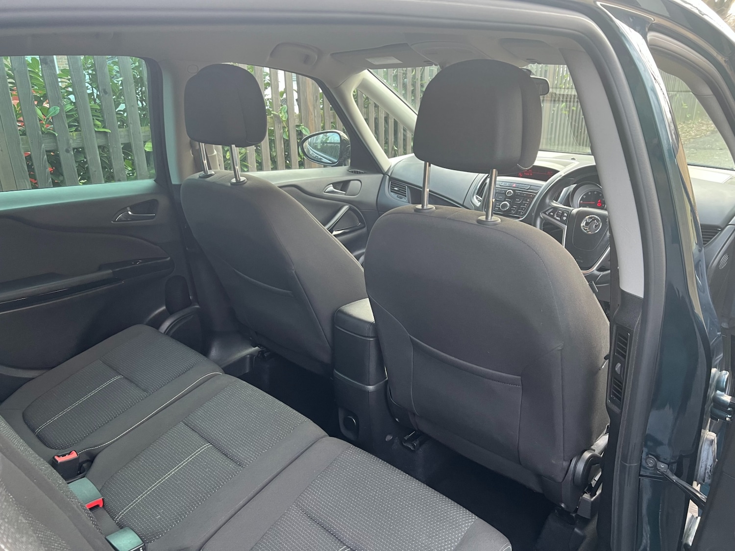 Used Vauxhall Zafira 2015 for sale - 77384676: Photo 31