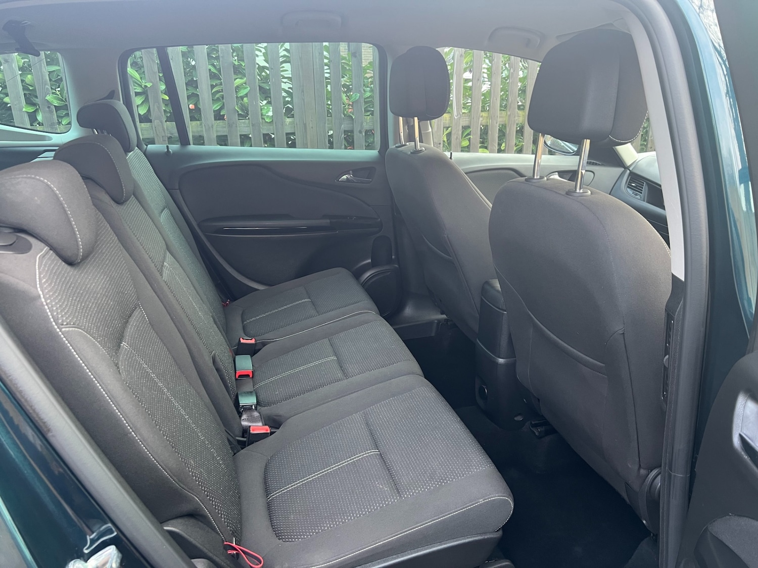 Used Vauxhall Zafira 2015 for sale - 77384676: Photo 32