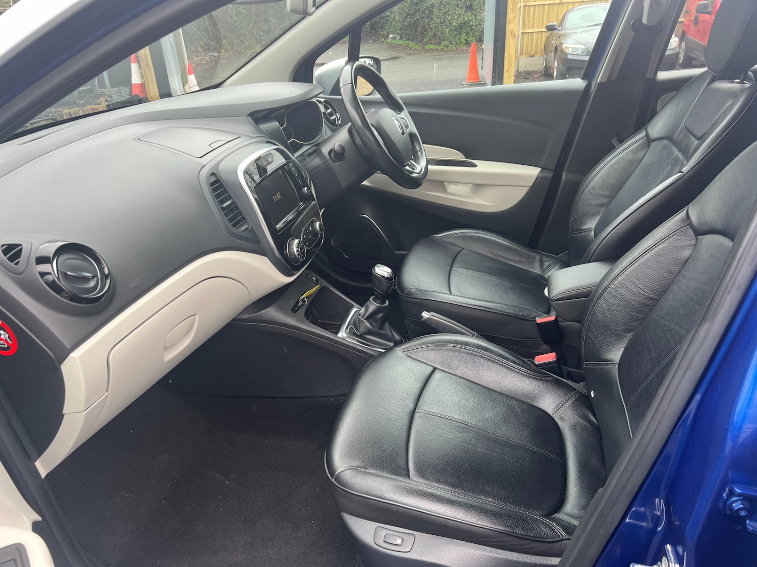 Used Renault Captur 2019 for sale - 77610626: Photo 12