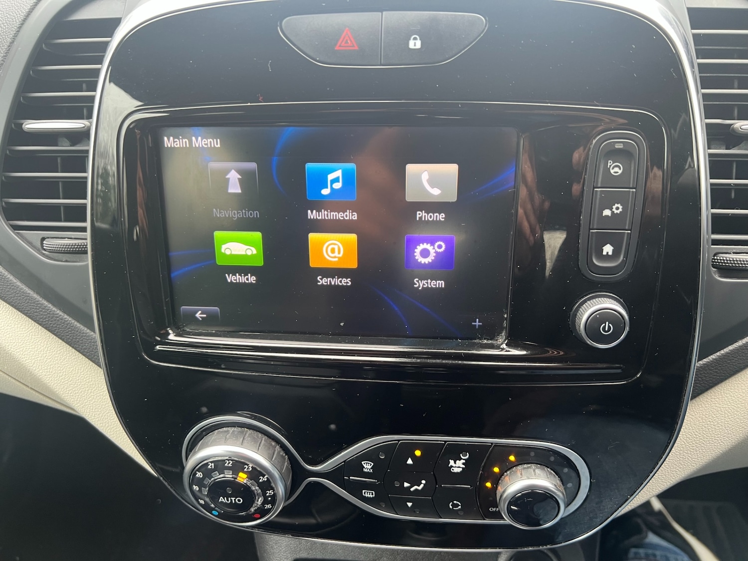 Used Renault Captur 2019 for sale - 77610626: Photo 14