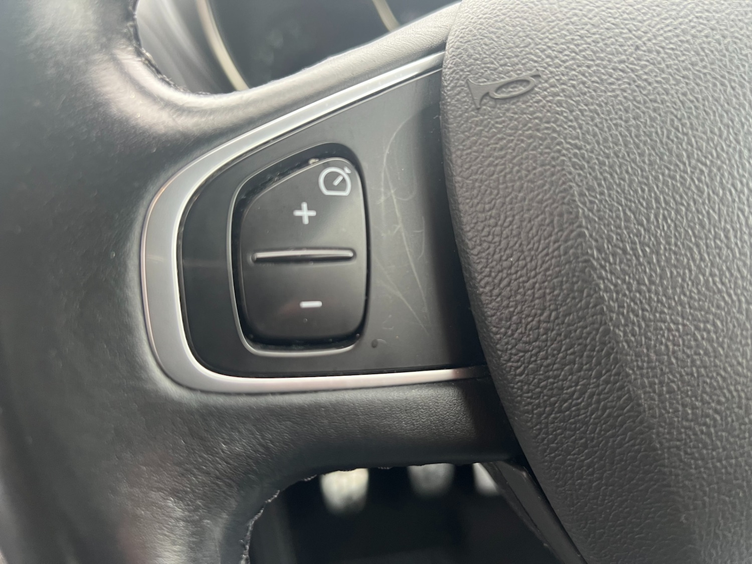 Used Renault Captur 2019 for sale - 77610626: Photo 17