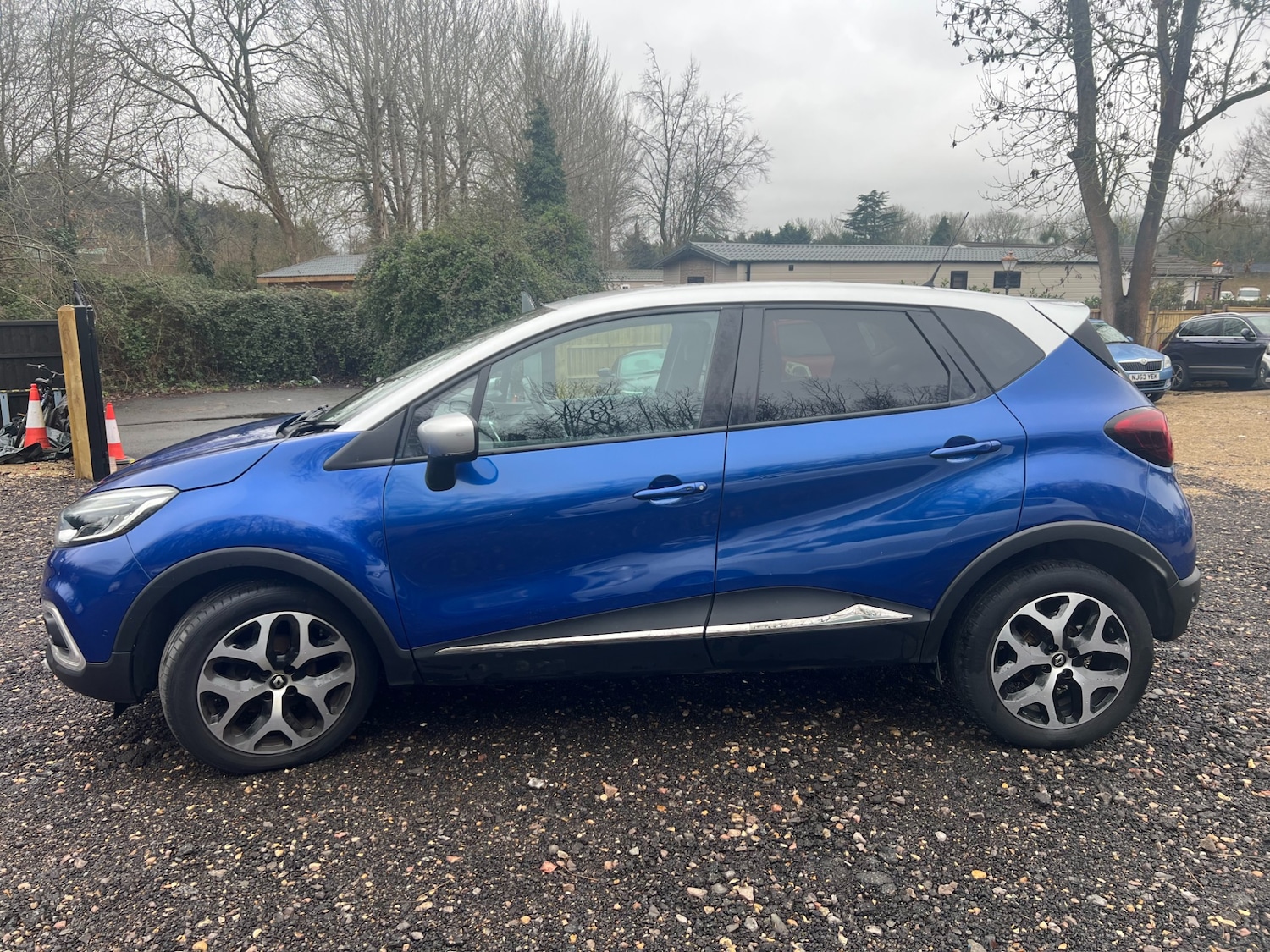 Used Renault Captur 2019 for sale - 77610626: Photo 4