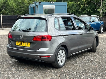 Used Volkswagen Golf SV 2016 for sale - 79430950: Photo